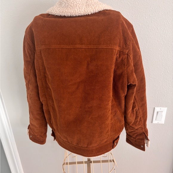 Bershka Brown Corduroy Jacket with Cream Sherpa Collar Women’s Size Large - Picture 4 of 6